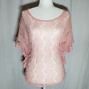 Cute light pink mesh shirt